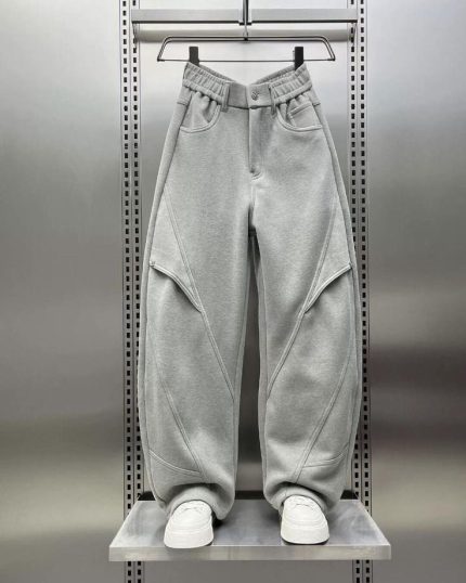 🔥 Baggy Trousers – Bold Style Alert! 🔥 🖤 Color: Black - Ash 📏 Size: 5 sizes available 💰 Price: 1200 BDT only